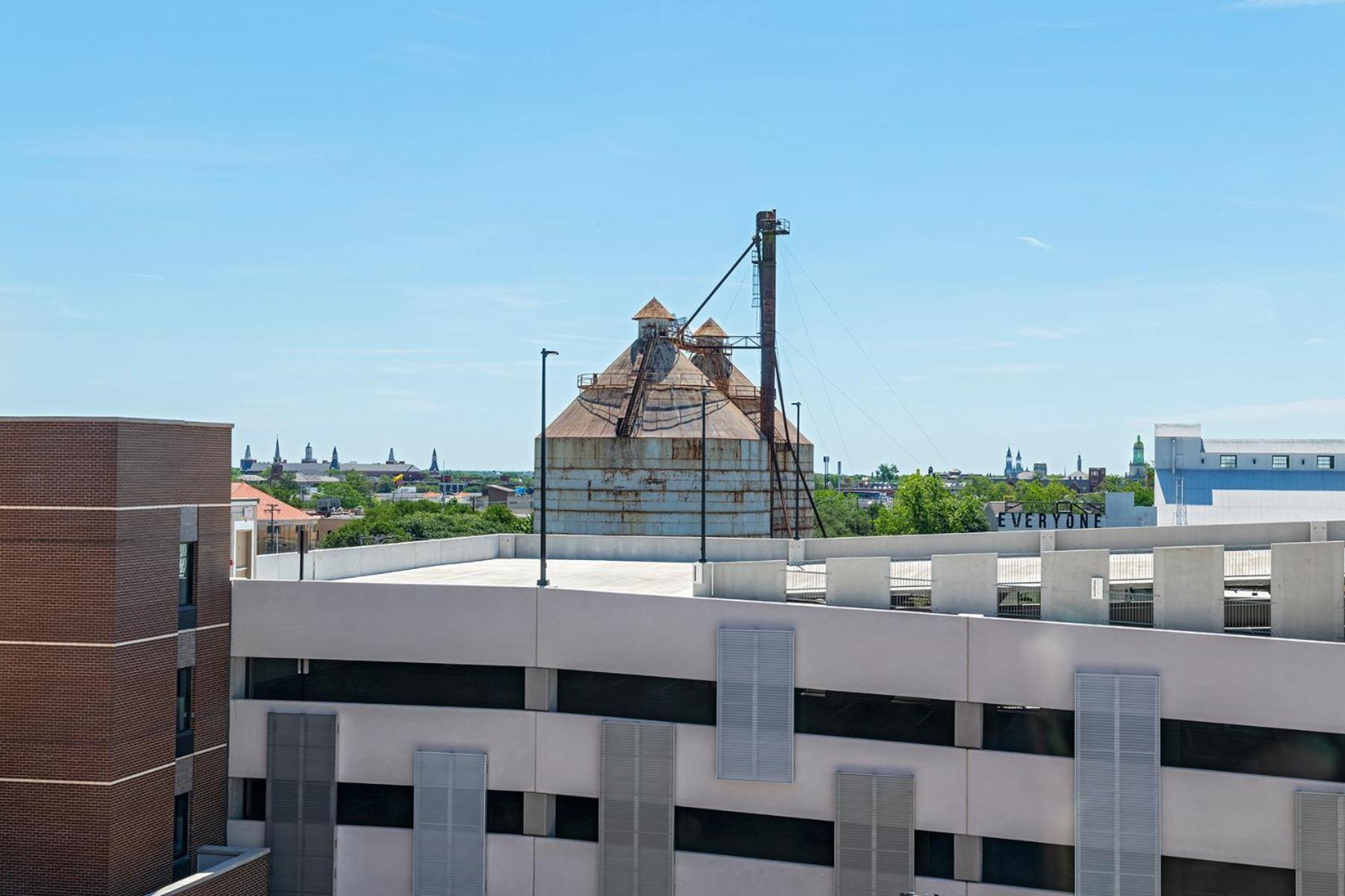 Ac Hotel By Marriott Waco Downtown 外观 照片
