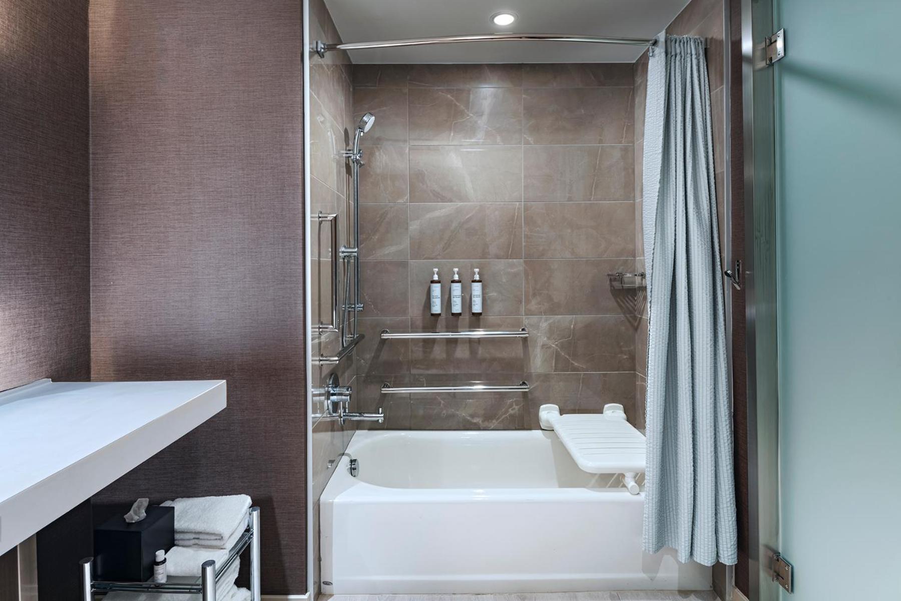 Ac Hotel By Marriott Waco Downtown 外观 照片