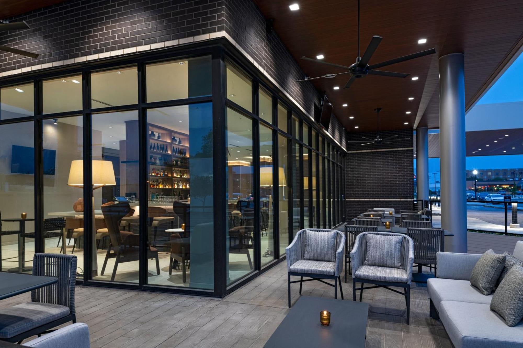 Ac Hotel By Marriott Waco Downtown 外观 照片