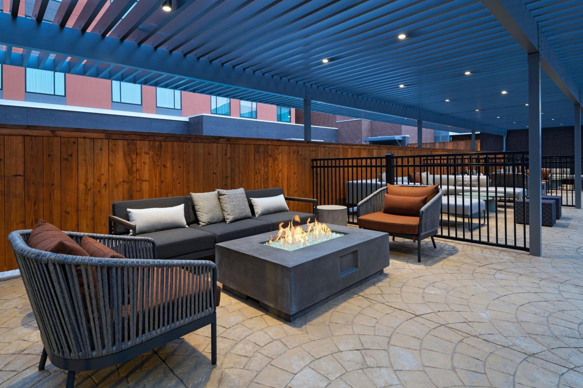 Ac Hotel By Marriott Waco Downtown 外观 照片